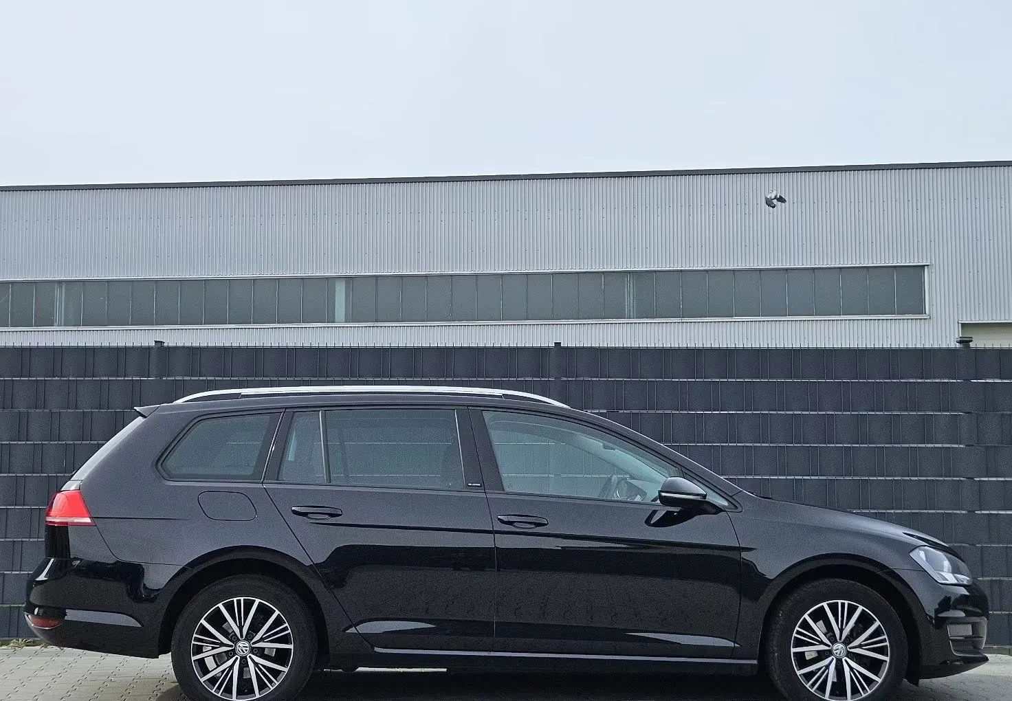 Zunanja slika - VW Golf - Variant 1.6 TDI MOŽNOST FINANCIRANJA BREZ POLOGA TEM NAVI - 3
