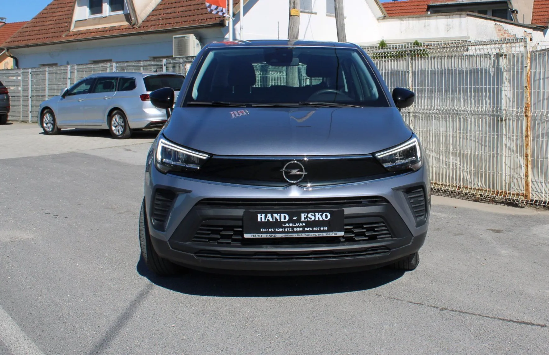 Zunanja slika - Opel Crossland X - 1.2 61KW Edition-LED ŽAROMETI-PDC-37.000km - 2