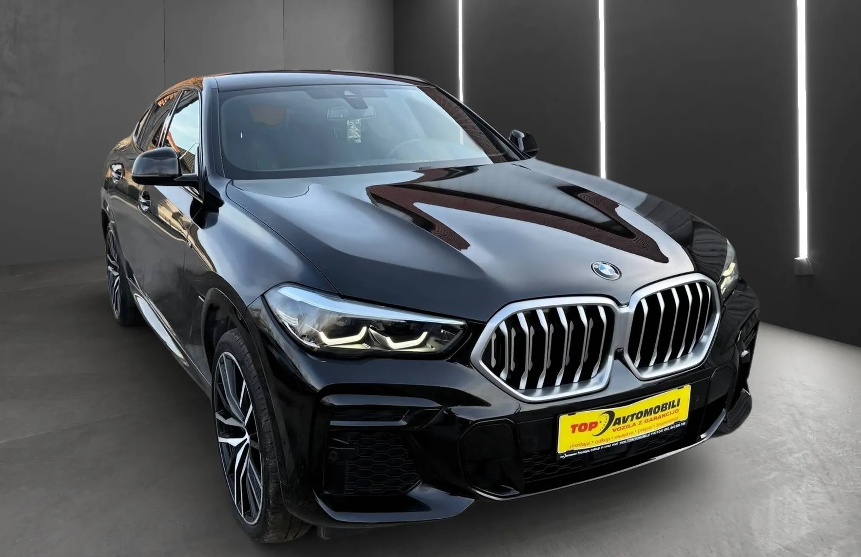 Zunanja slika - BMW X6 - serija : xDrive30d M SPORT PAKET LED NAVI ACC PANO 360 KAM. - 10