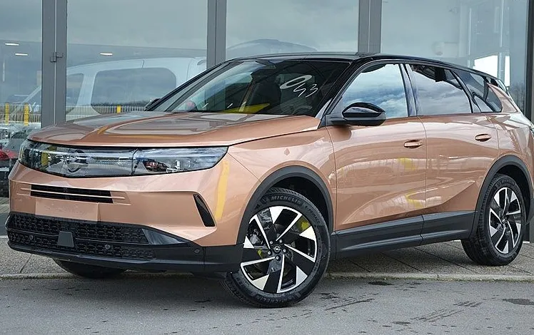 Zunanja slika - Opel Grandland - 1.2 MHEV 100KW TURBO GS DCT - 1