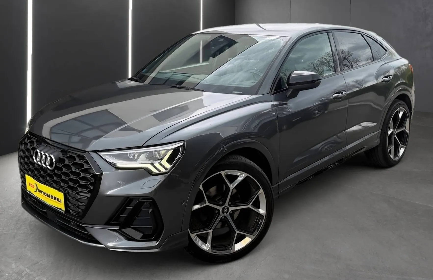 Zunanja slika - Audi Q3 - Sportback 35 TDI S LINE SPORT MATRIX ACC VIRTUAL 360°KAM TOP - 2