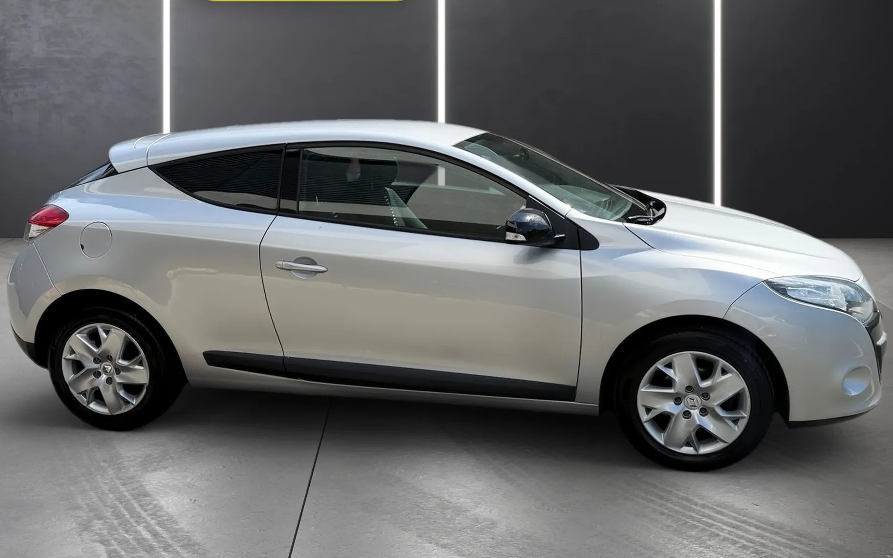 Zunanja slika - Renault Mégane - Megane 1.6 16V SLOVENSKO VOZILO REDNO SERVISIRANO TOP - 9