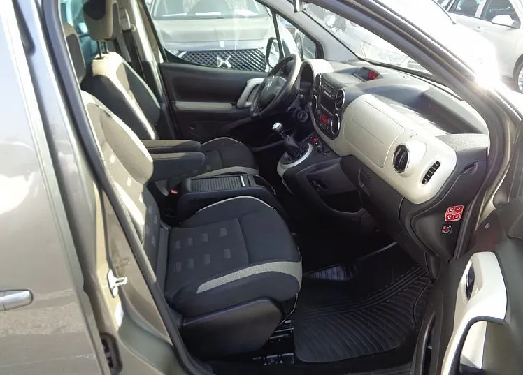 Zunanja slika - Citroën Berlingo - 1.6hdi 90hp - N1 - VLEČNA KLJUKA- ODBITEK DDV - 7