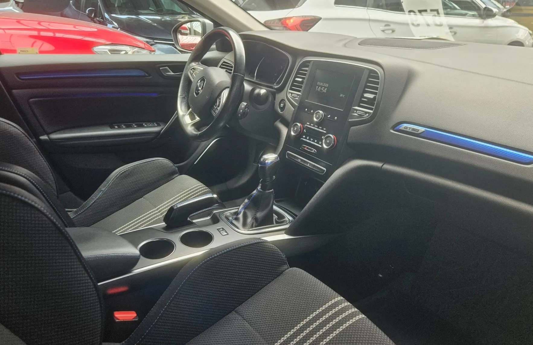 Zunanja slika - Renault Mégane - Megane  Grandtour dCi 110 GT Line - 8