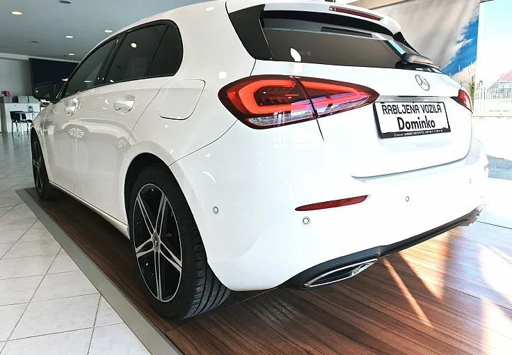 Zunanja slika - Mercedes-Benz A-Razred - 200 URBAN-VLEČNA K.-AMBIENT-360 KAM-MRTVI K.-VIDEO - 4