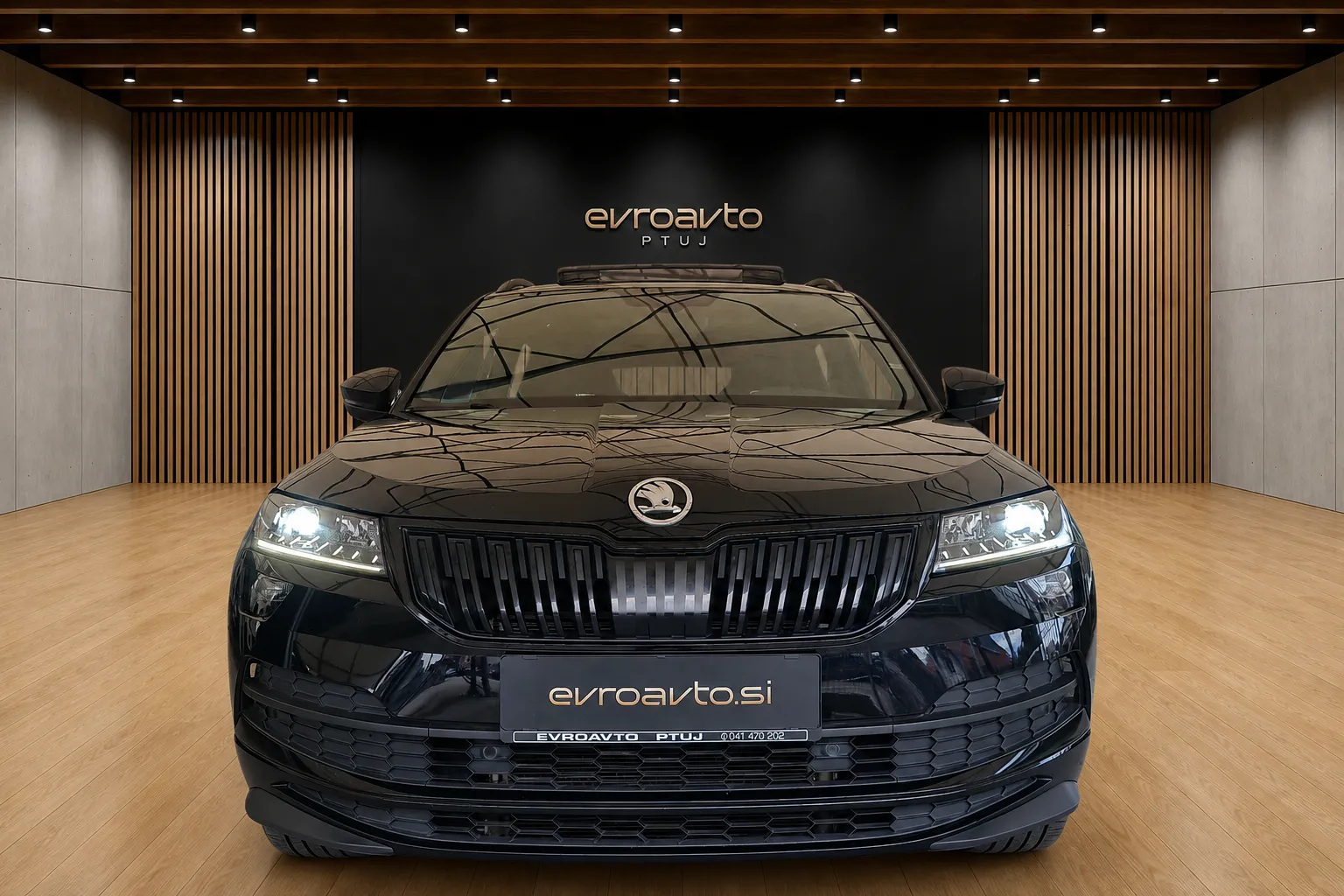 Zunanja slika - Škoda Karoq - 4x4 2.0 TDI Sportline DSG•Matrix•Panorama - 2