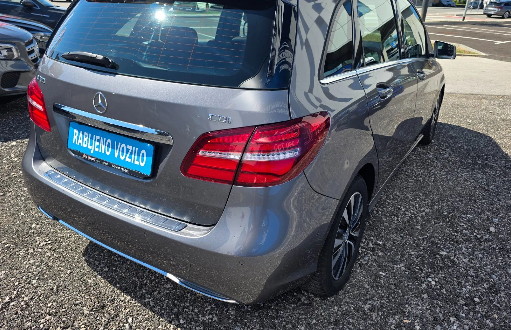 Zunanja slika - Mercedes-Benz B-Razred - B 180 d BlueEFFICIENCY LED - SLOVENSKO POREKLO - 3
