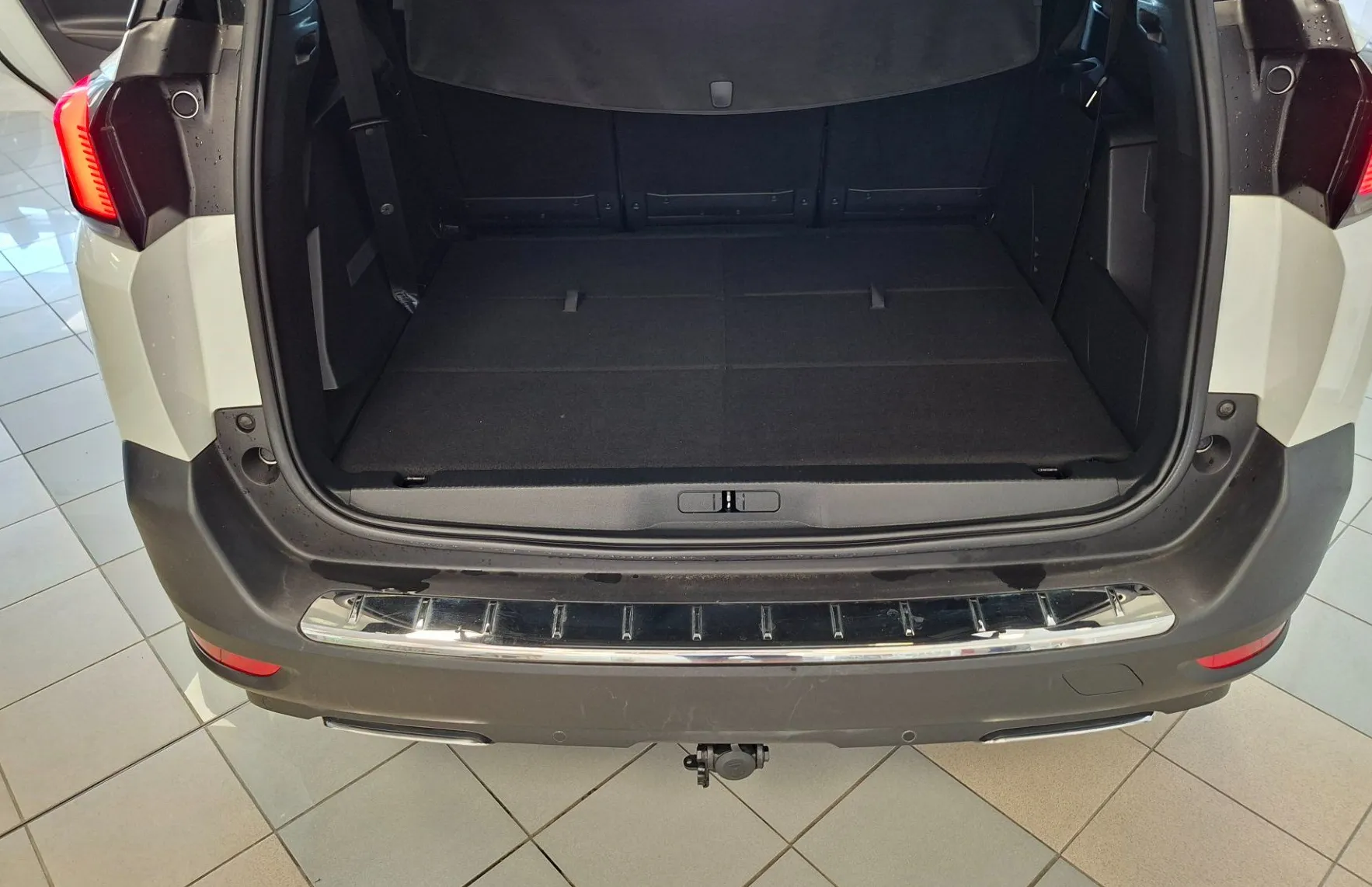 Zunanja slika - Peugeot 5008 - 1.2 PureTech 130 GT Line-1.LAST-SLO-360 KAM- - 16