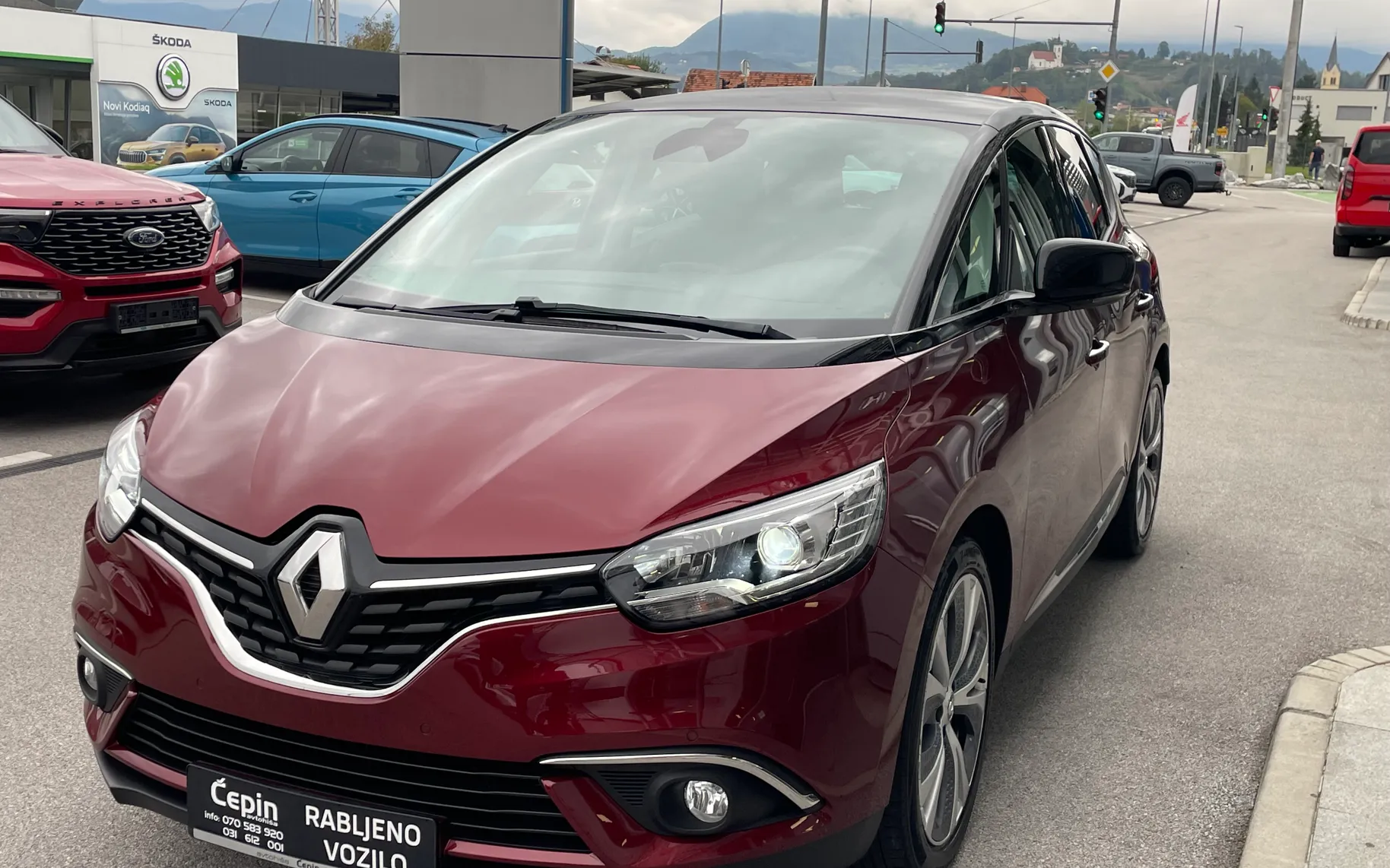 Zunanja slika - Renault Scénic - BLUE-1.7-DCi-INITIALE-PARIS-NAVI-LED-SLO-TOP - 3