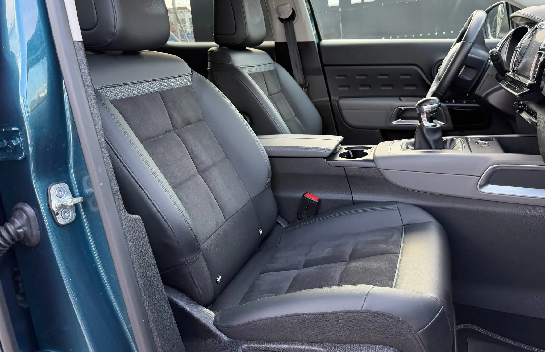 Zunanja slika - Citroën C5 Aircross - 1.2 SLO-VIRTUAL-KAMERA-NAVI-SAMO 85.000KM-ODLIČEN - 13