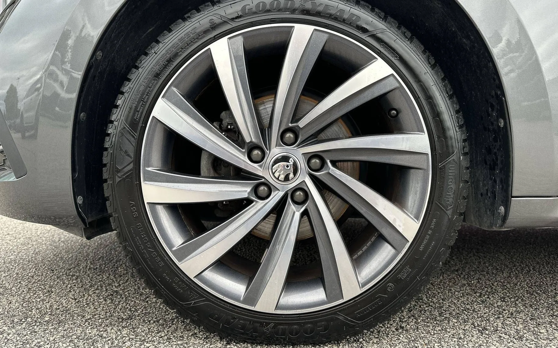 Notranja slika - Škoda Octavia - Combi 2.0 TDI Style DSG - 8