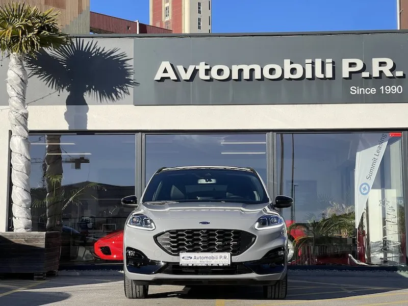 Zunanja slika - Ford Kuga - St-Line X Graphite tech 2.5 Hybrid 190KM FHEV - 2