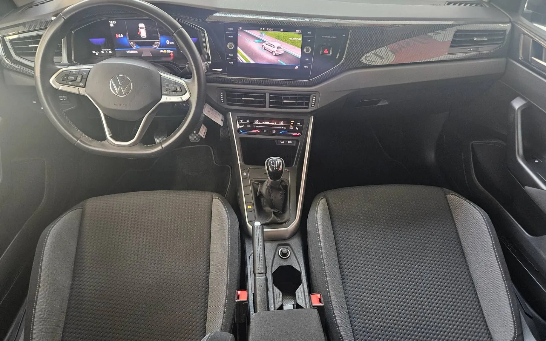 Notranja slika - Volkswagen Polo - 1.0 TSI Life - 7