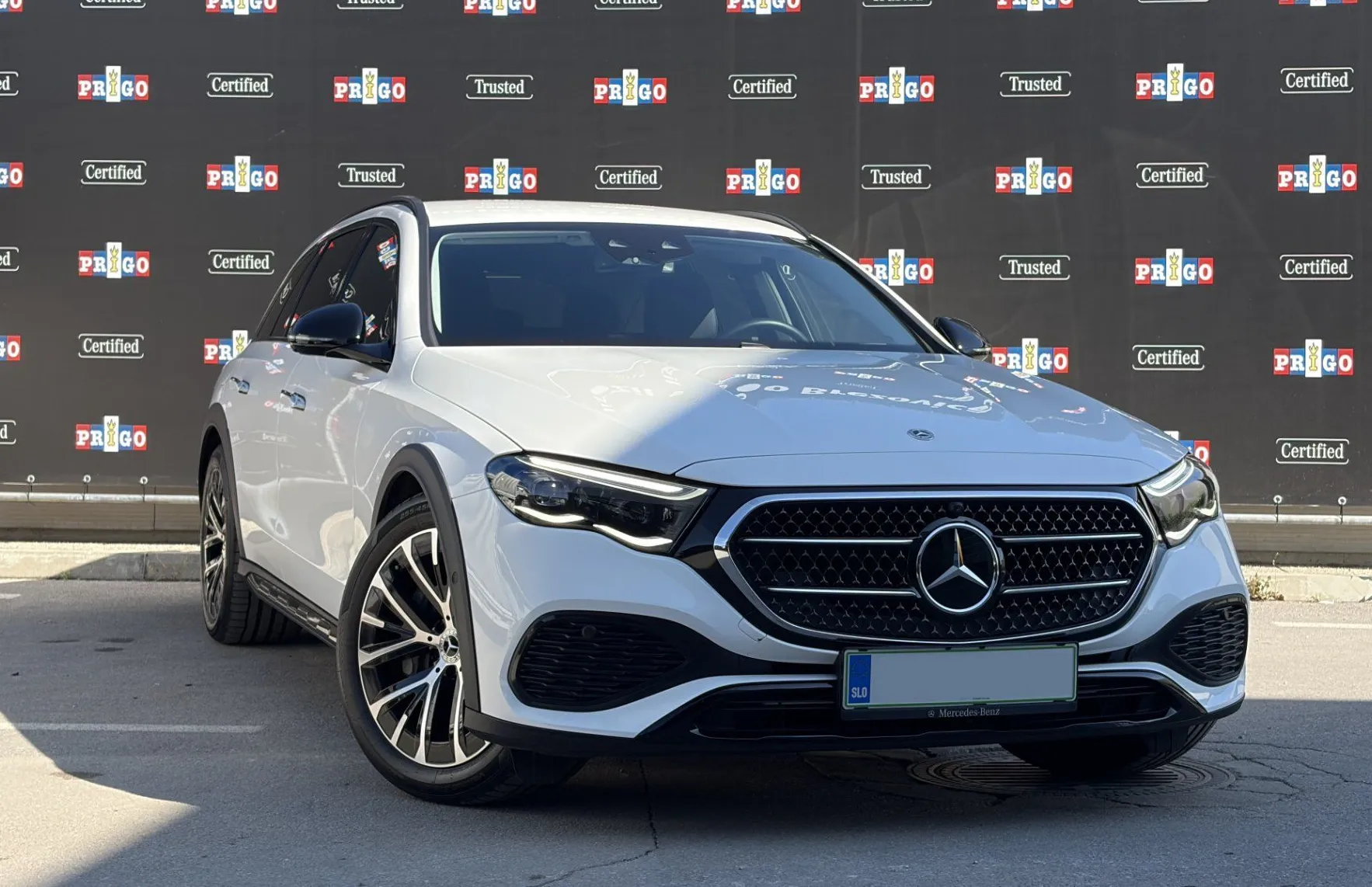 Zunanja slika - Mercedes-Benz E-Razred - E 300 de T 4MATIC All-Terain Avantgarde Avt. - 1