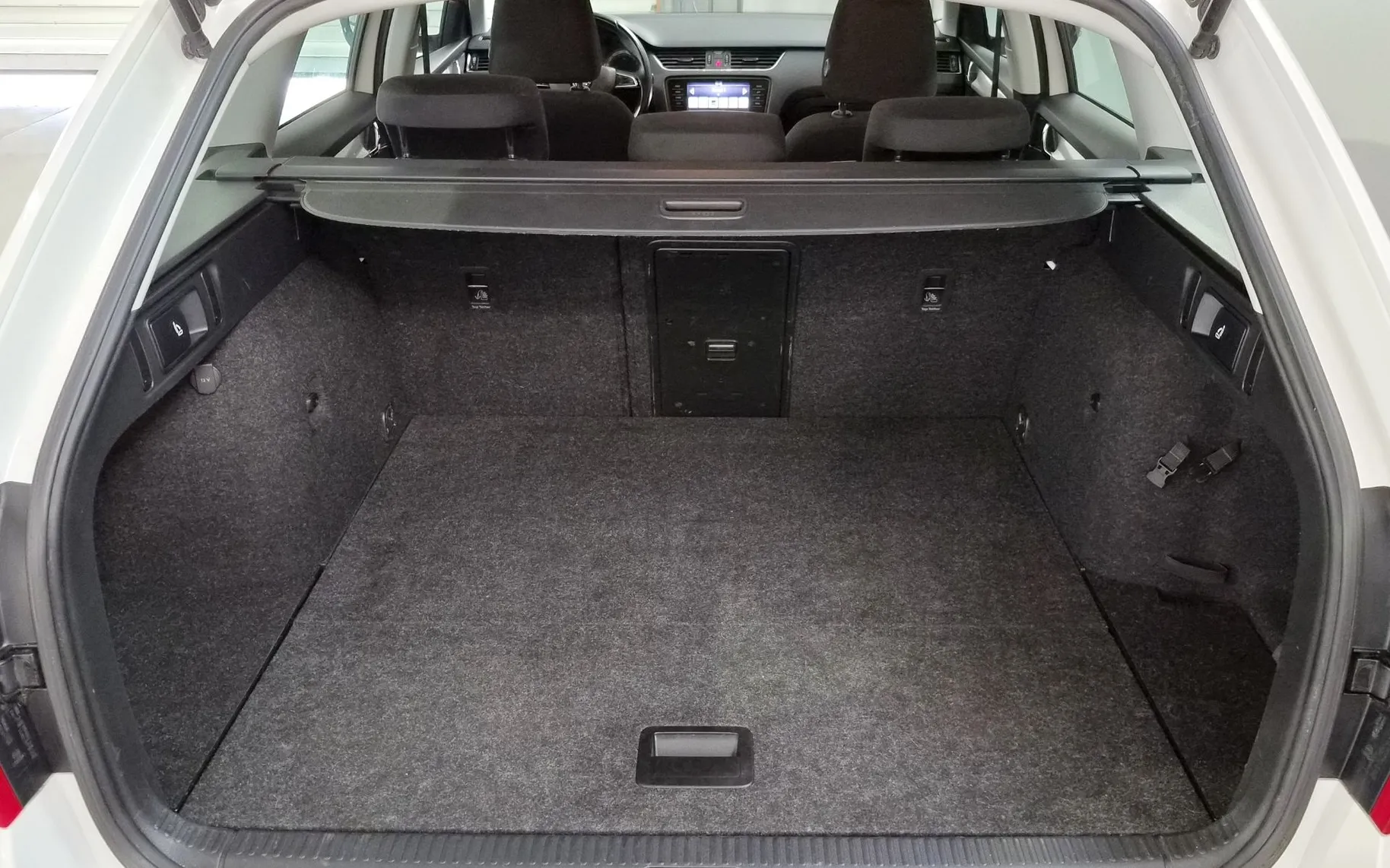 Zunanja slika - Škoda Octavia - Combi 1,6 TDI Ambition - 17