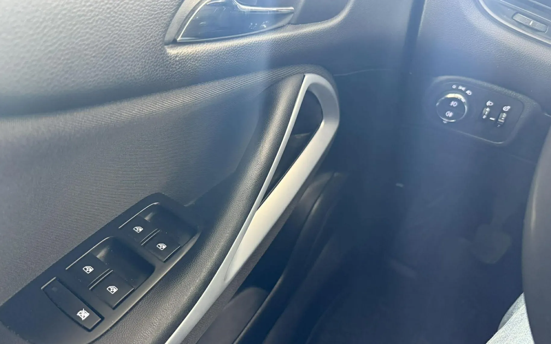 Zunanja slika - Opel Zafira - 1.4 TURBO 103KW.NEMŠKI.NAVI.ALU.LED.SAMO 85.000 KM - 7
