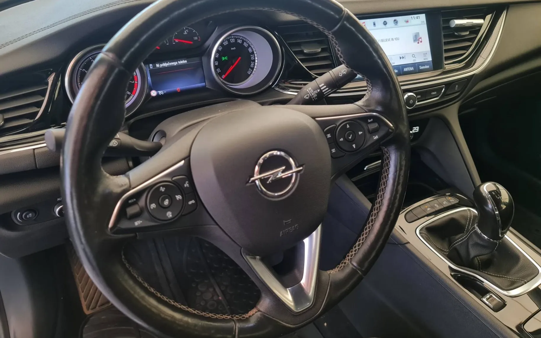 Notranja slika - Opel Insignia - Grand Sport 1.5 Turbo ecoTEC Innovation Slovenec - 10