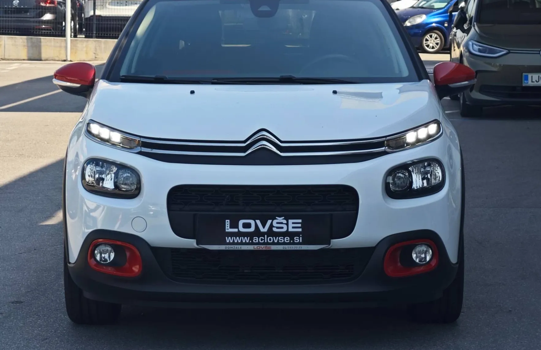 Zunanja slika - Citroën C3 - 1.2 PureTech 82 Shine - 2