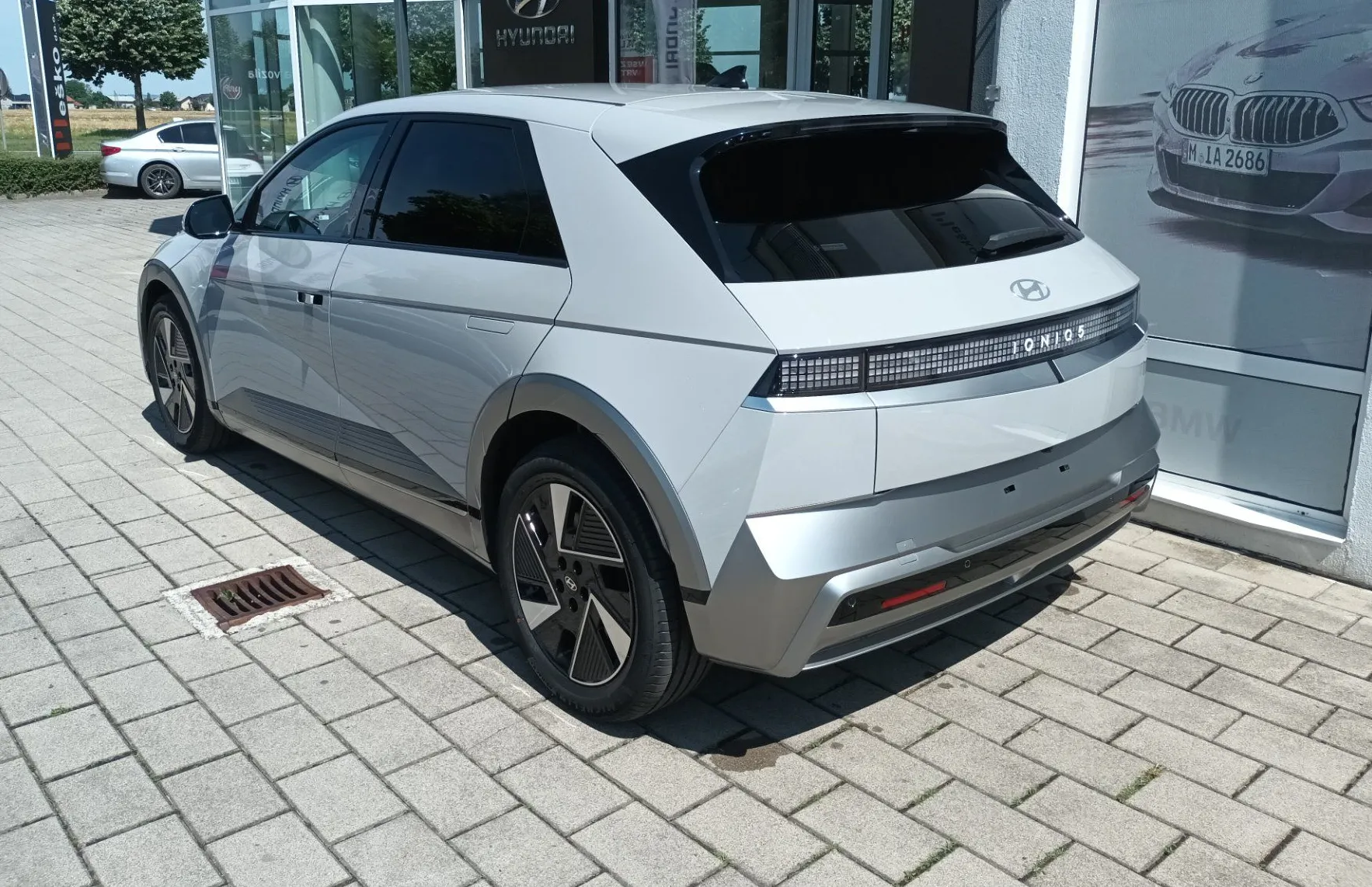 Zunanja slika - Hyundai Ioniq 5 - PREMIUM 168 kW 84kWh topl.črp..el.kljuke - 5