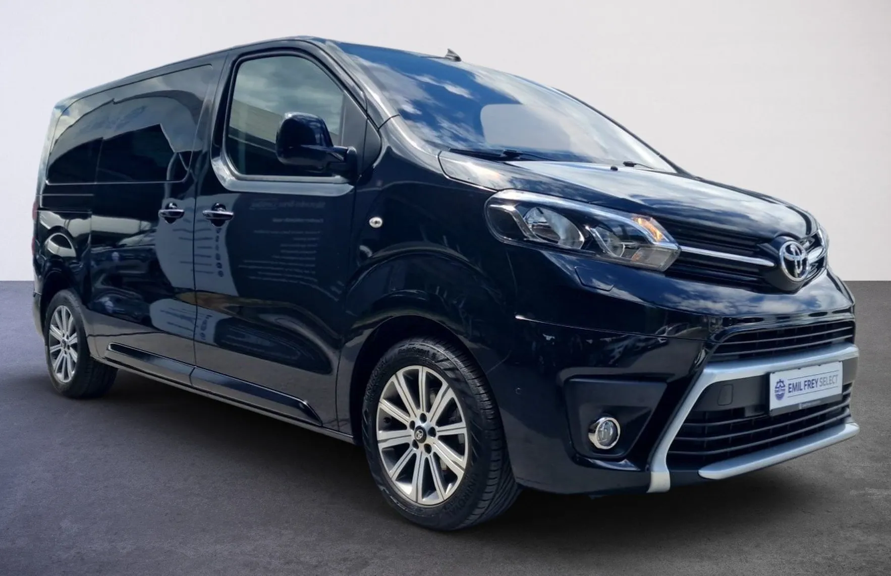 Zunanja slika - Toyota Proace - Verso 1.5 D-4D Combi - 1