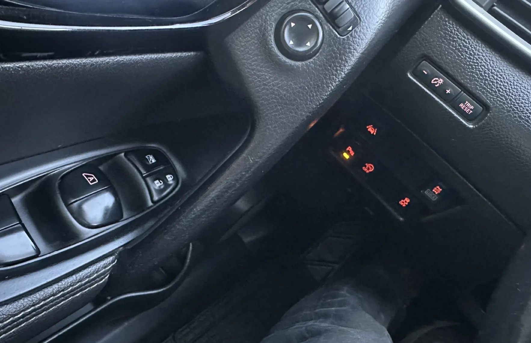 Zunanja slika - Nissan Qashqai - 1.6 DCI TEKNA 4WD+4ALU.KAMERA.PANORAMA.USNJE.LED - 17