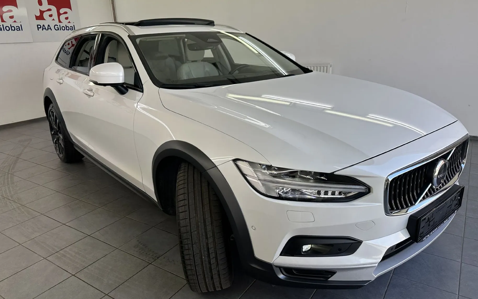 Zunanja slika - Volvo V90 Cross Country - 2.0 B4 D Ultimate AWD.KAMERA.LED.PANORAMA - 1