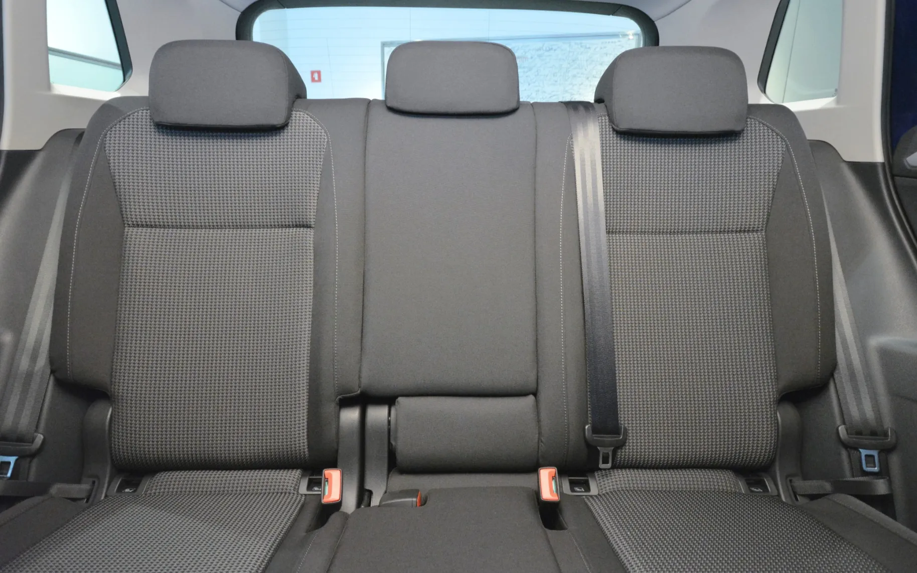 Zunanja slika - Volkswagen Tiguan - 1.5TSI Comfortline LED-ALU-PDC - 15