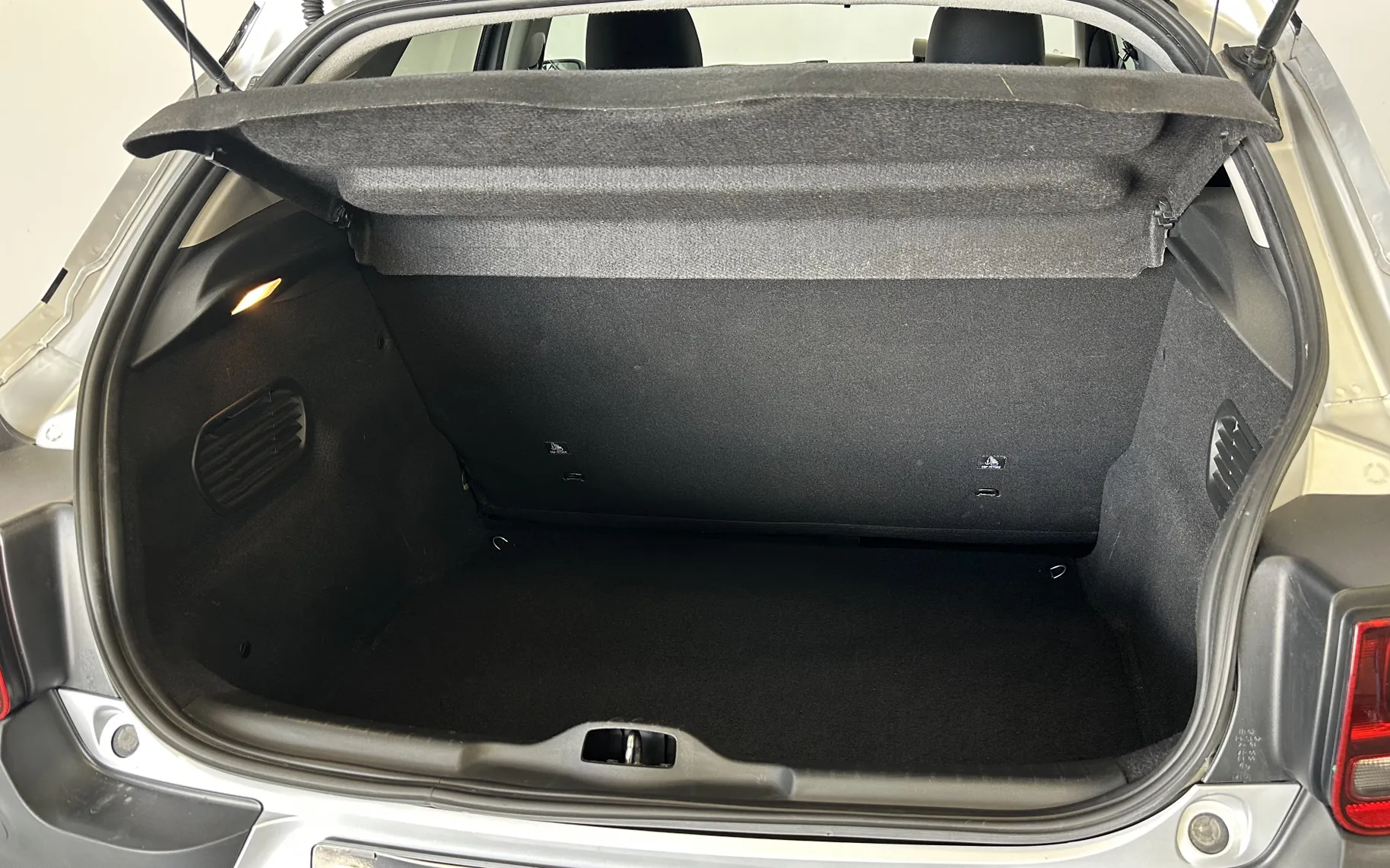Notranja slika - Citroën C4 - Cactus 1.2 PureTech + 5 LET JAMSTVA - 7