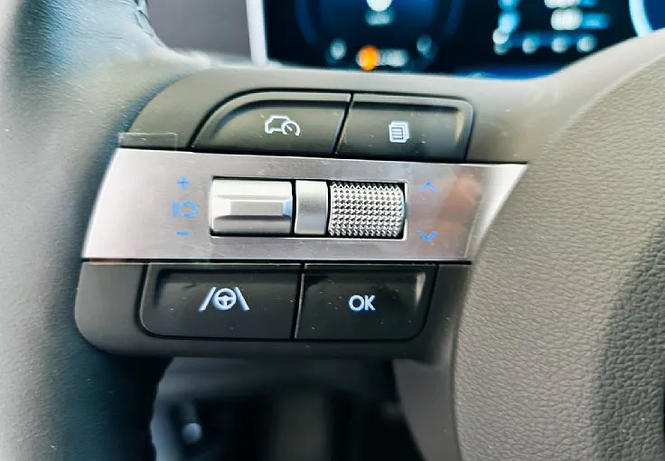 Zunanja slika - Hyundai Tucson - 1.6 T-GDI BLACK LINE-LED-DAB-AVT.PRT-APPLE-VIDEO - 10