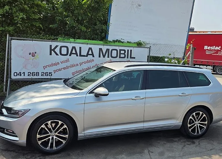 Zunanja slika - VW Passat - Variant 1.6 TDI DSG HIGHLINE LED-NAVI-VIRTUAL-ALU PLATIŠČA - 8