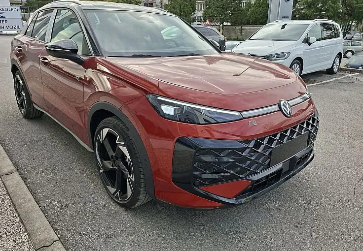 Zunanja slika - Volkswagen T-Roc - 1.5 eTSI R-line DSG 110  150 - 6