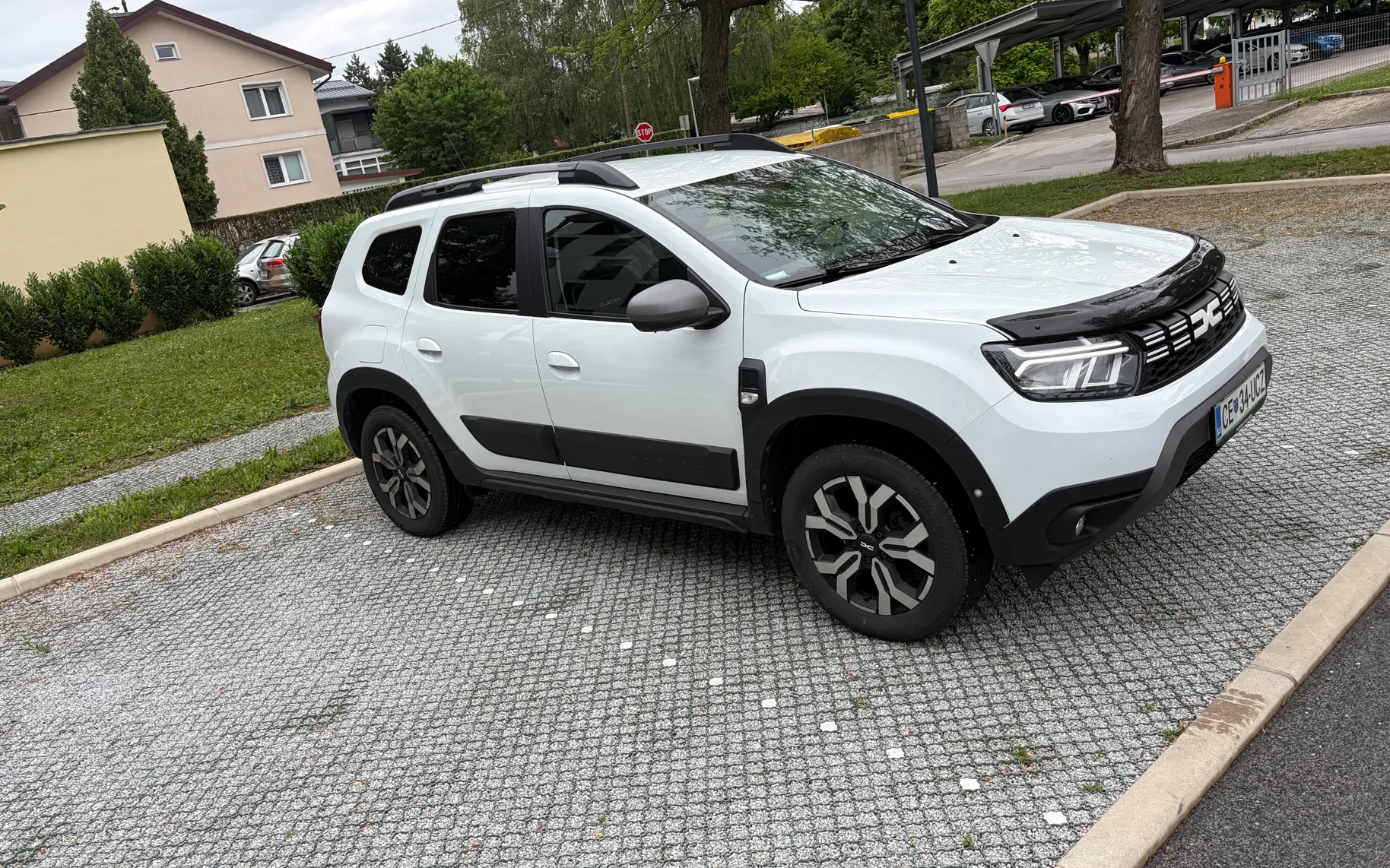 Zunanja slika - Dacia Duster - dacia  journey - 3