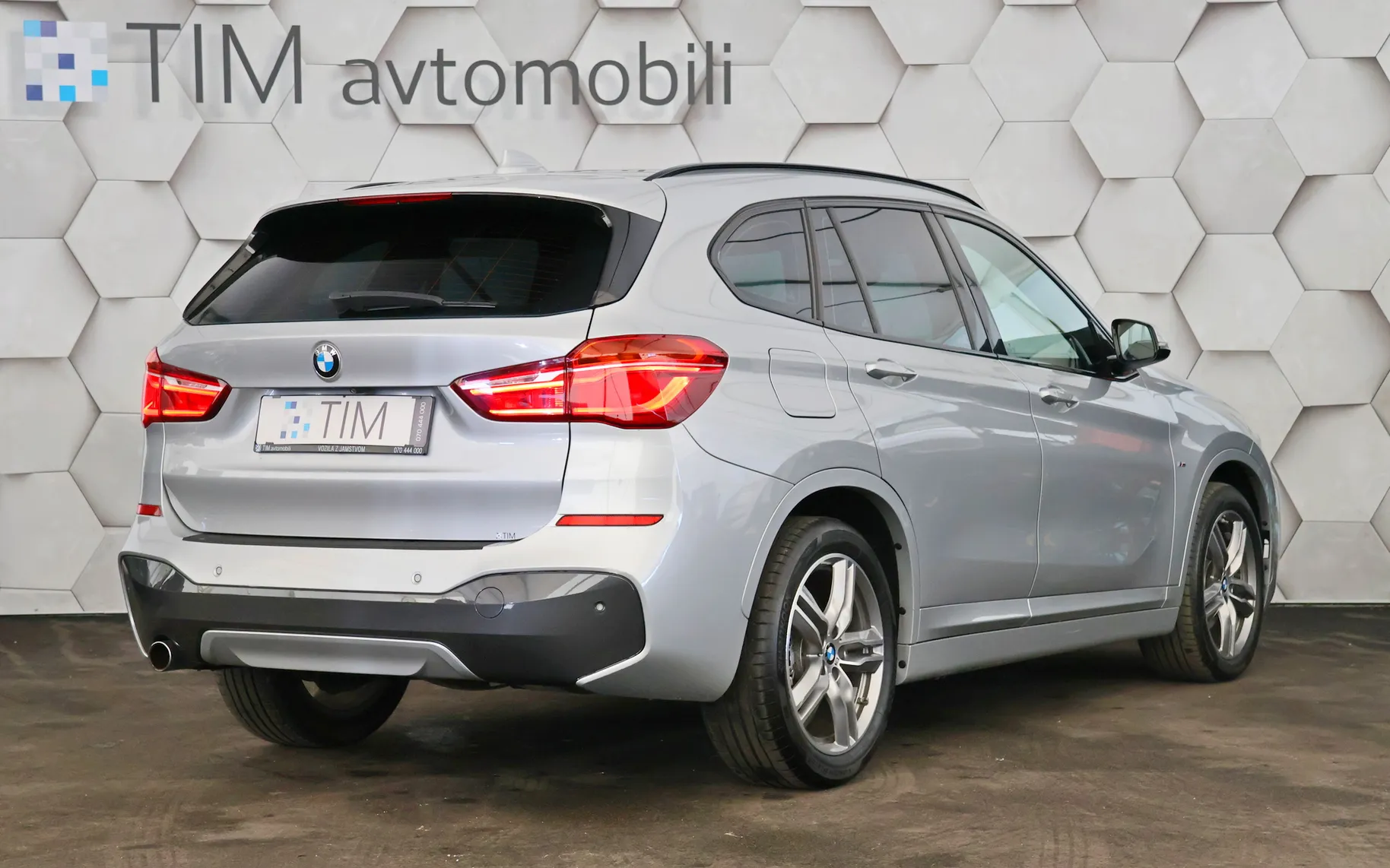 Zunanja slika - BMW X1 - 2.0d 18d x-Drive Aut M-Sport 150KM - 3