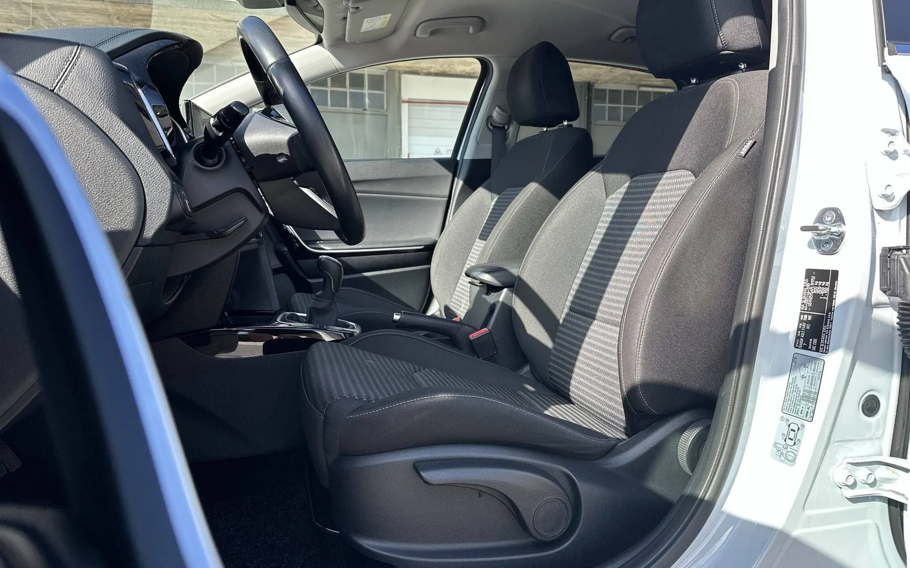 Notranja slika - KIA Ceed - 1.5 T-GDI EX Vision ISG - 10