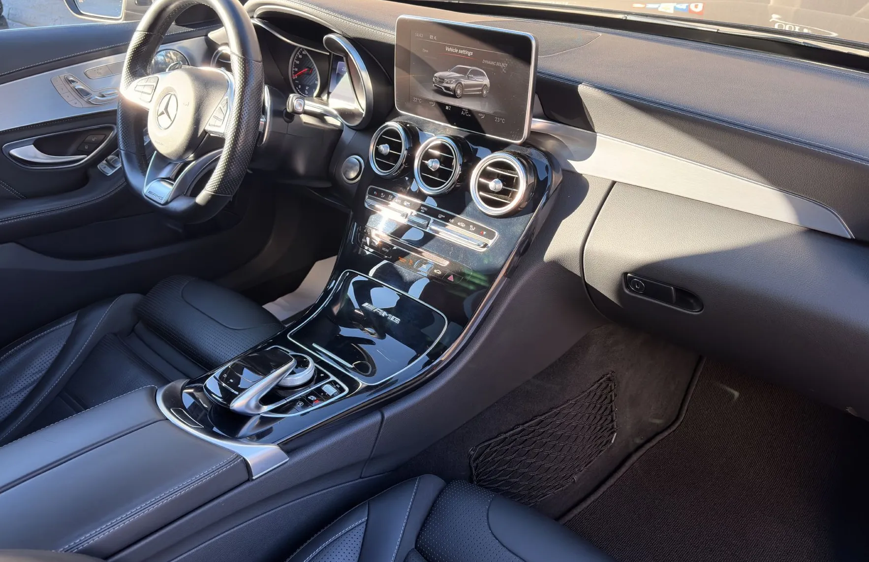 Zunanja slika - Mercedes-Benz C-Razred - Mercedes-AMG C 63 Head-Up. 360 kamera. Asistenti. - 7
