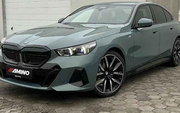 Zunanja slika - BMW Serija 5 - : 520i-M-OPTIK-VIRTUAL-NAVI-KAMERA-ALU19 - 3