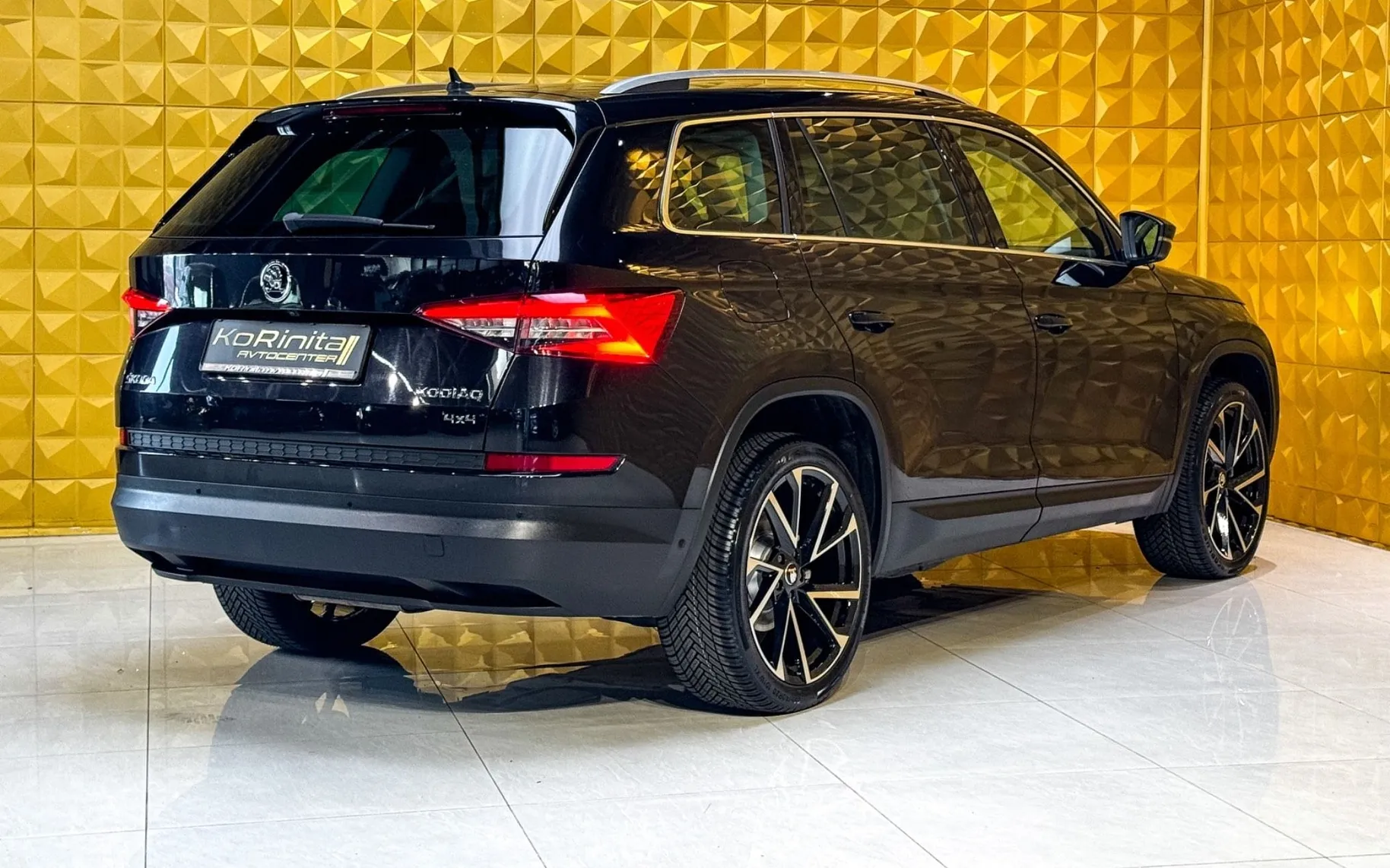 Notranja slika - Škoda Kodiaq - 2.0 TDI 4X4 AUT-1. LASTNIK-SLOVENSKI-KLJUKA - 11