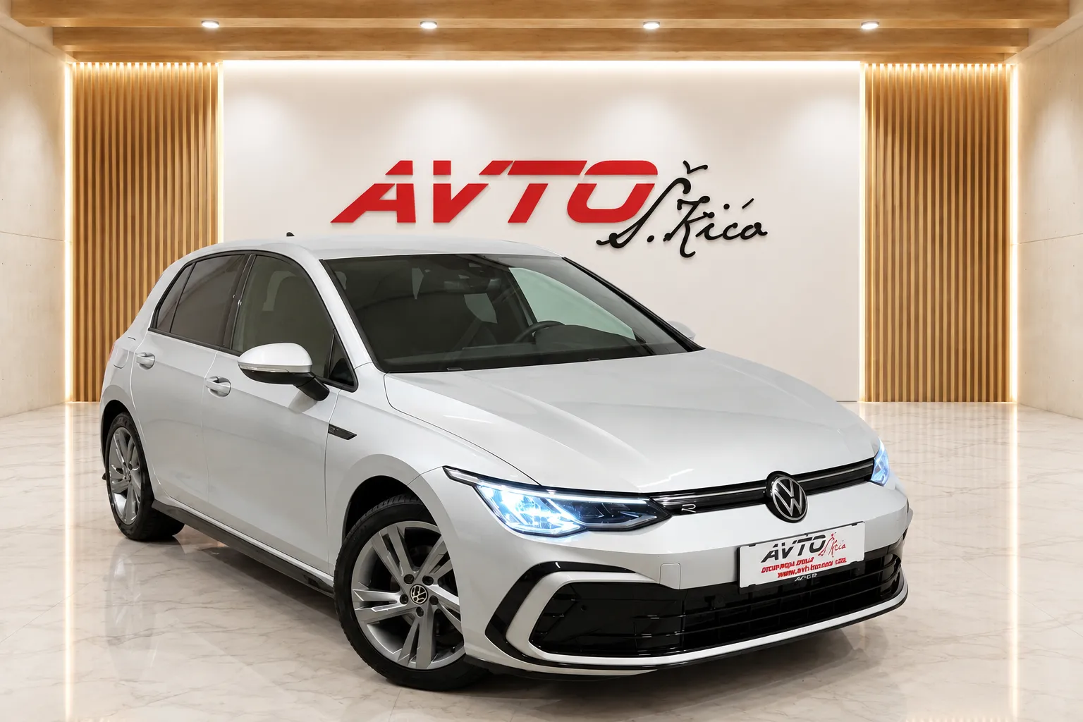 Zunanja slika - Volkswagen Golf - 1.5 TSI-R-LINE-ACC-VIRTUAL-LED-KAMERA-NAVI-PDC - 2