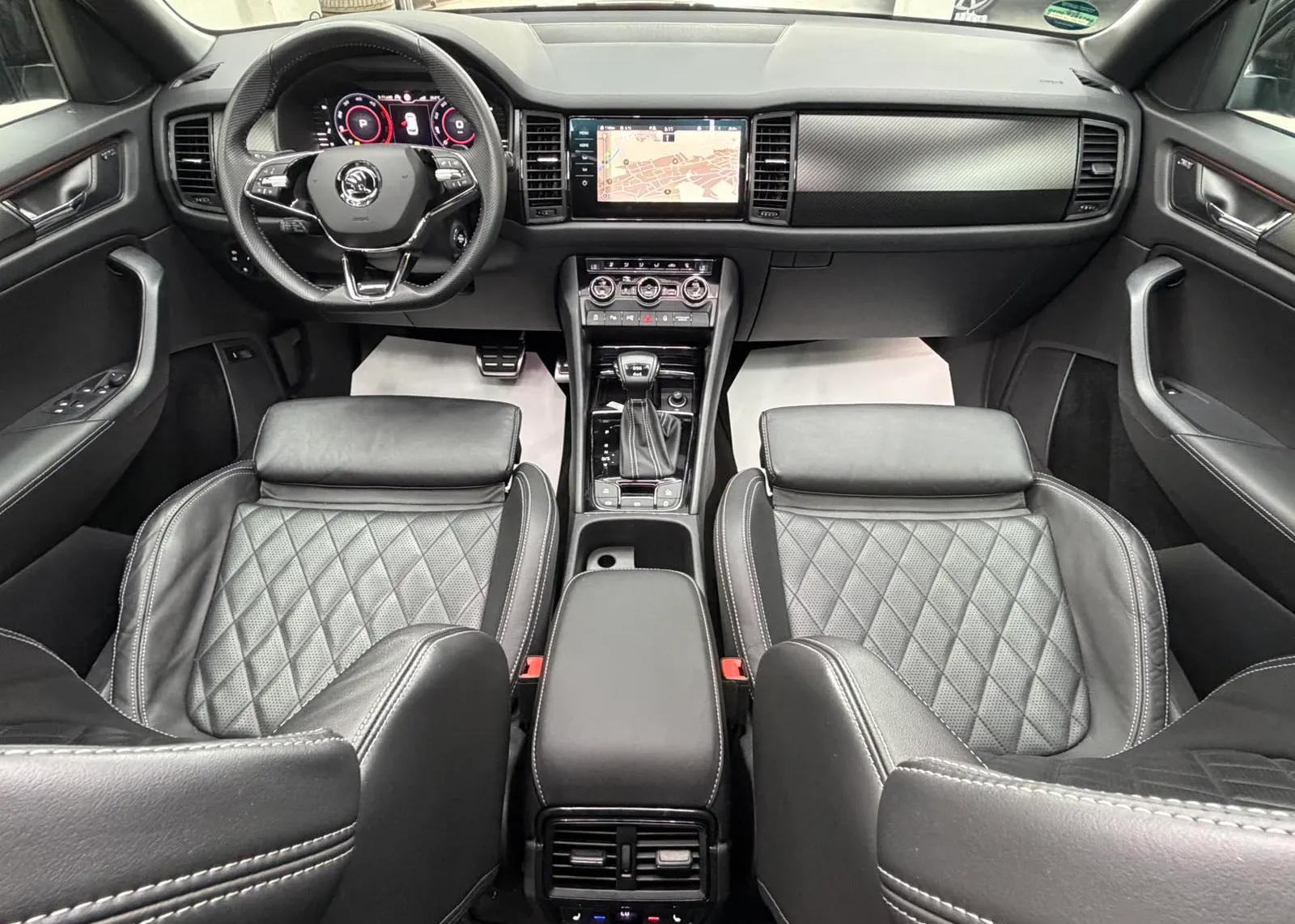 Zunanja slika - Škoda Kodiaq - 4x4 2,0 TDI L&K DSG - 5