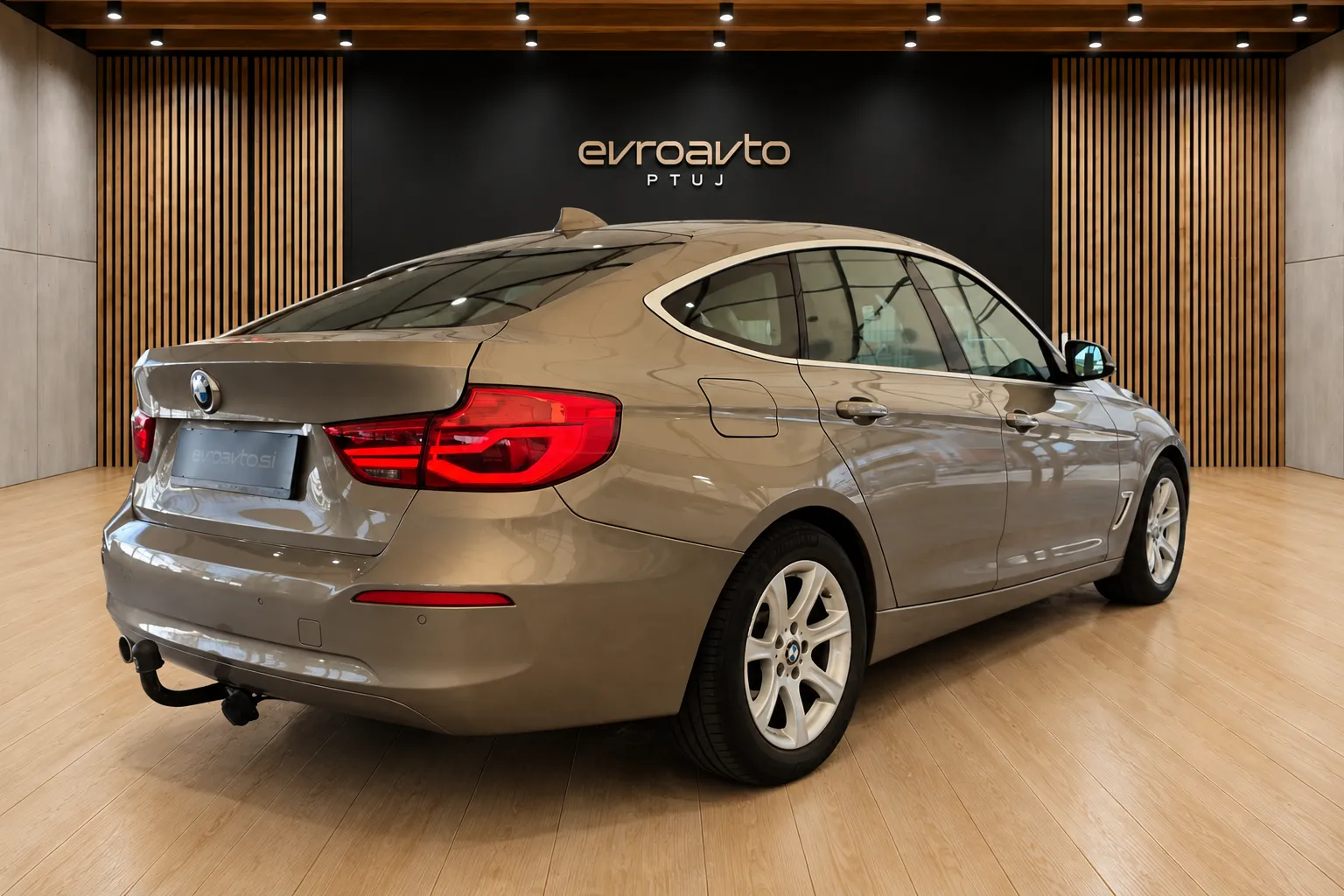 Zunanja slika - BMW serija 3 Gran Turismo: - 318d Gran Turismo Brez pologa do 84 obrokov - 5