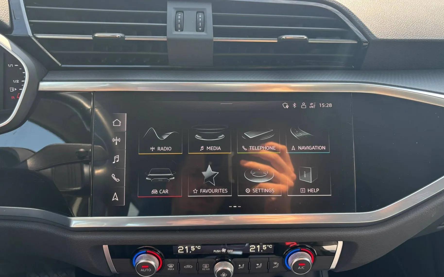 Zunanja slika - Audi Q3 - 35 TFSI S tronic KAMERA-LED-NAVI - 14