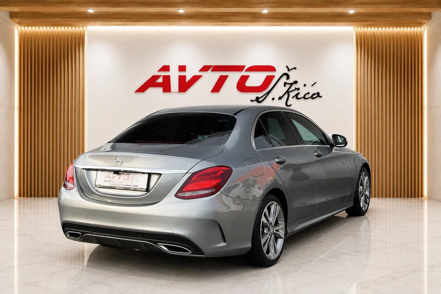 Zunanja slika - Mercedes-Benz C-Razred - 200 d-AMG-BI-XENON-LIMO-FULL LED-NAVI-TEMPOMAT-P.. - 4