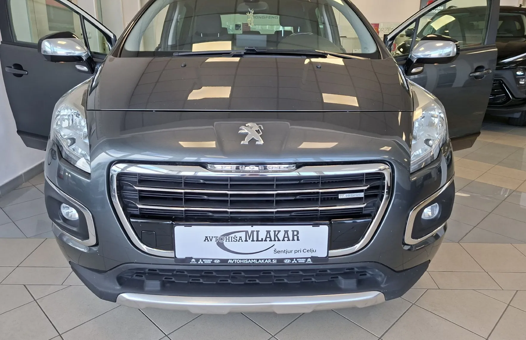 Zunanja slika - Peugeot 3008 - HYBRID 4X4-LED-NAVI-PDC-KLJUKA-HITRI KREDIT- - 6