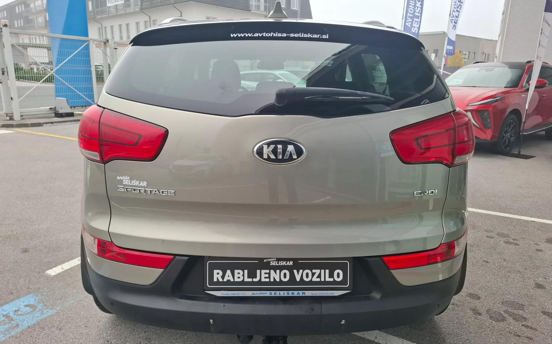 Zunanja slika - KIA Sportage - 2WD 1.7 TD - SLOVENSKI + ZNANA ZGODOVINA + KLJUKA - 6