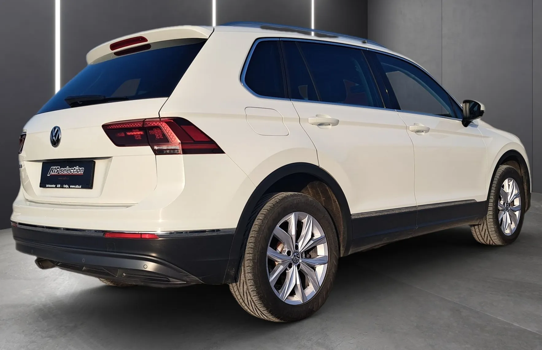 Zunanja slika - VW Tiguan - 2.0 TDI SCR 4MOT. DSG Highline - 3