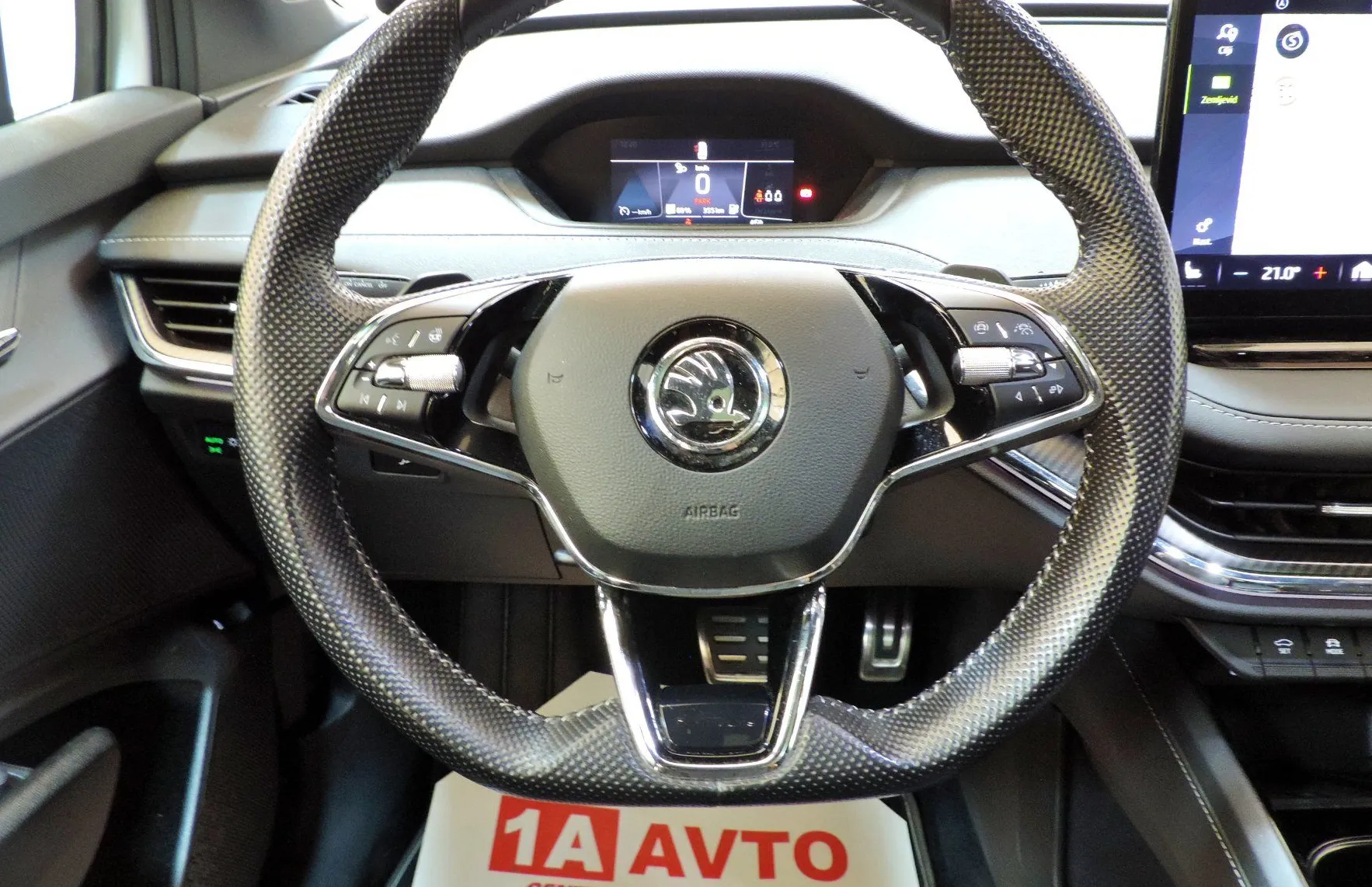 Zunanja slika - Škoda Enyaq - IV 80 Sport Line PANORAMA-ALCANTARA-KAMERA - 13