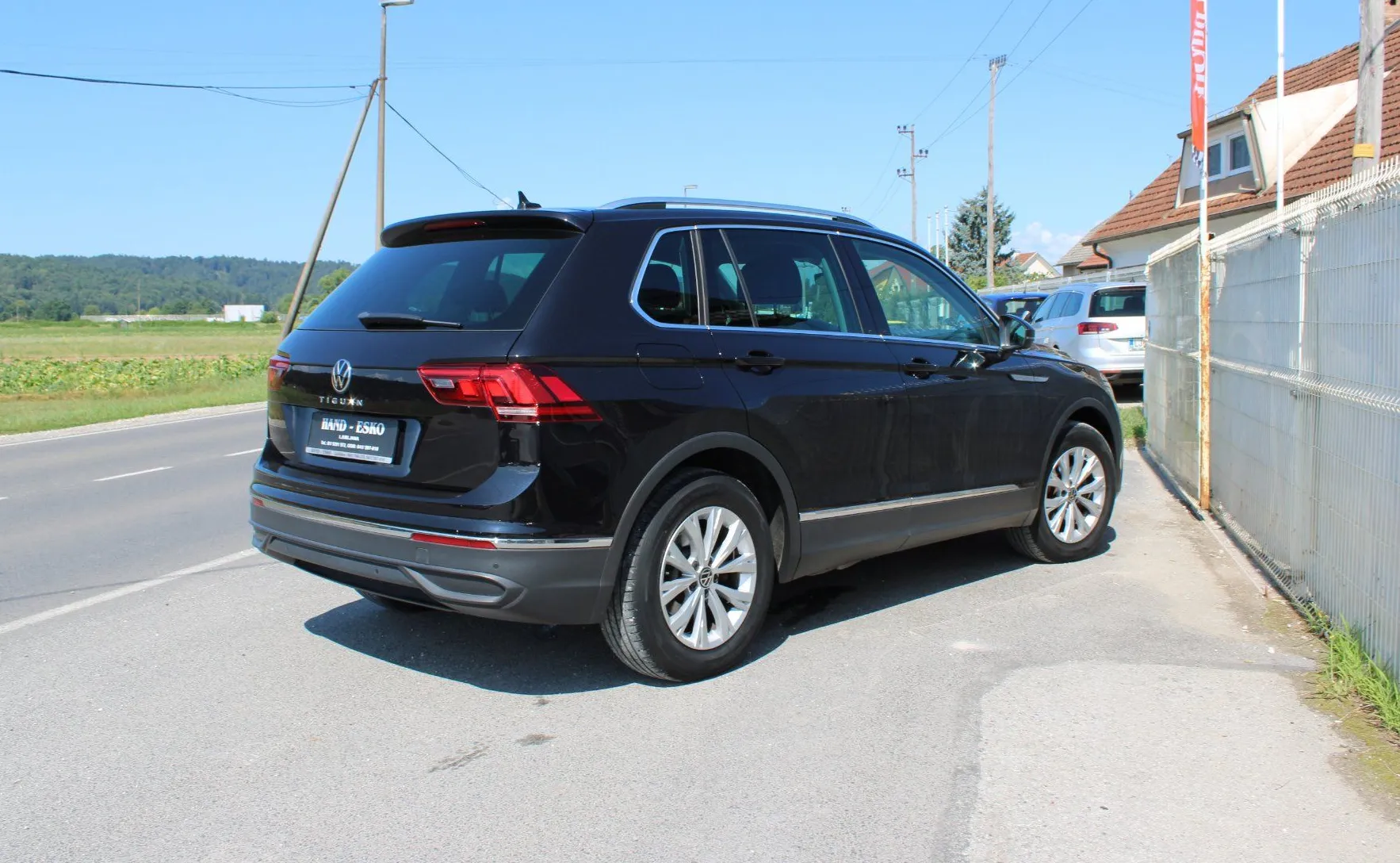 Zunanja slika - Volkswagen Tiguan - 2.0 TDI BMT Life DSG - 10