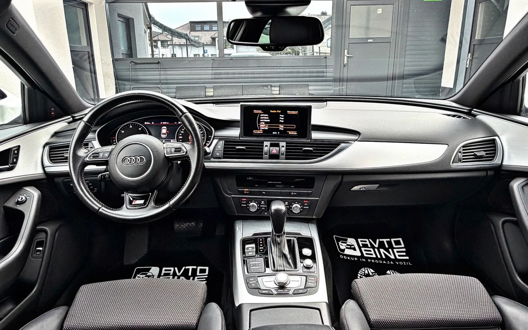 Notranja slika - Audi A6 - 2.0 TDI S TRONIC-LIMO-S LINE-NAVI-BI-XENON-SIDE - 10