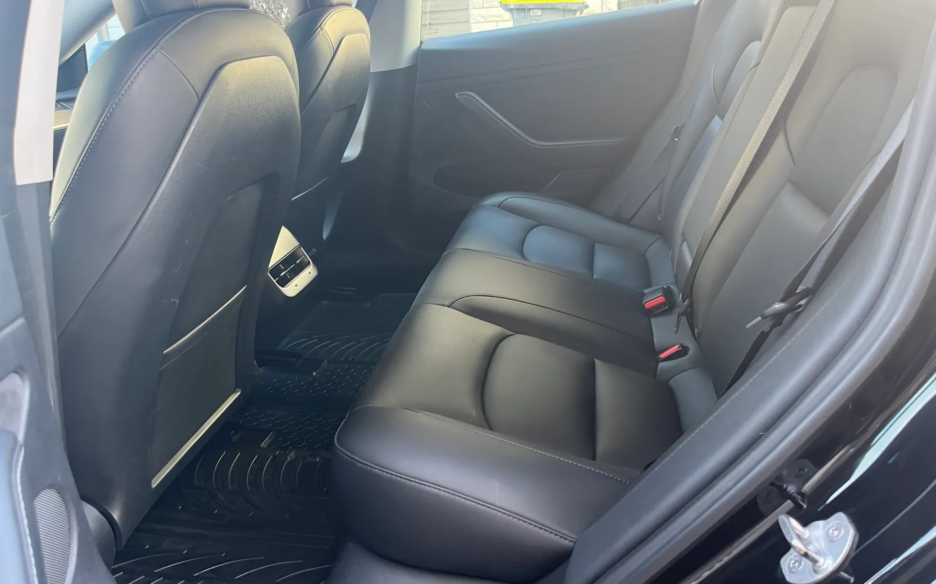 Notranja slika - Tesla Model 3 - 3D3 / 3D1 - 13