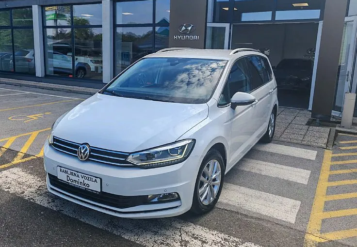 Zunanja slika - VW Touran - 1.6 TDI BMT Highline 1 Lastnik Led Navi Kamera - 2